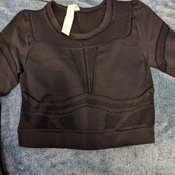 Fabletics Shirt - Picture 4 of 4